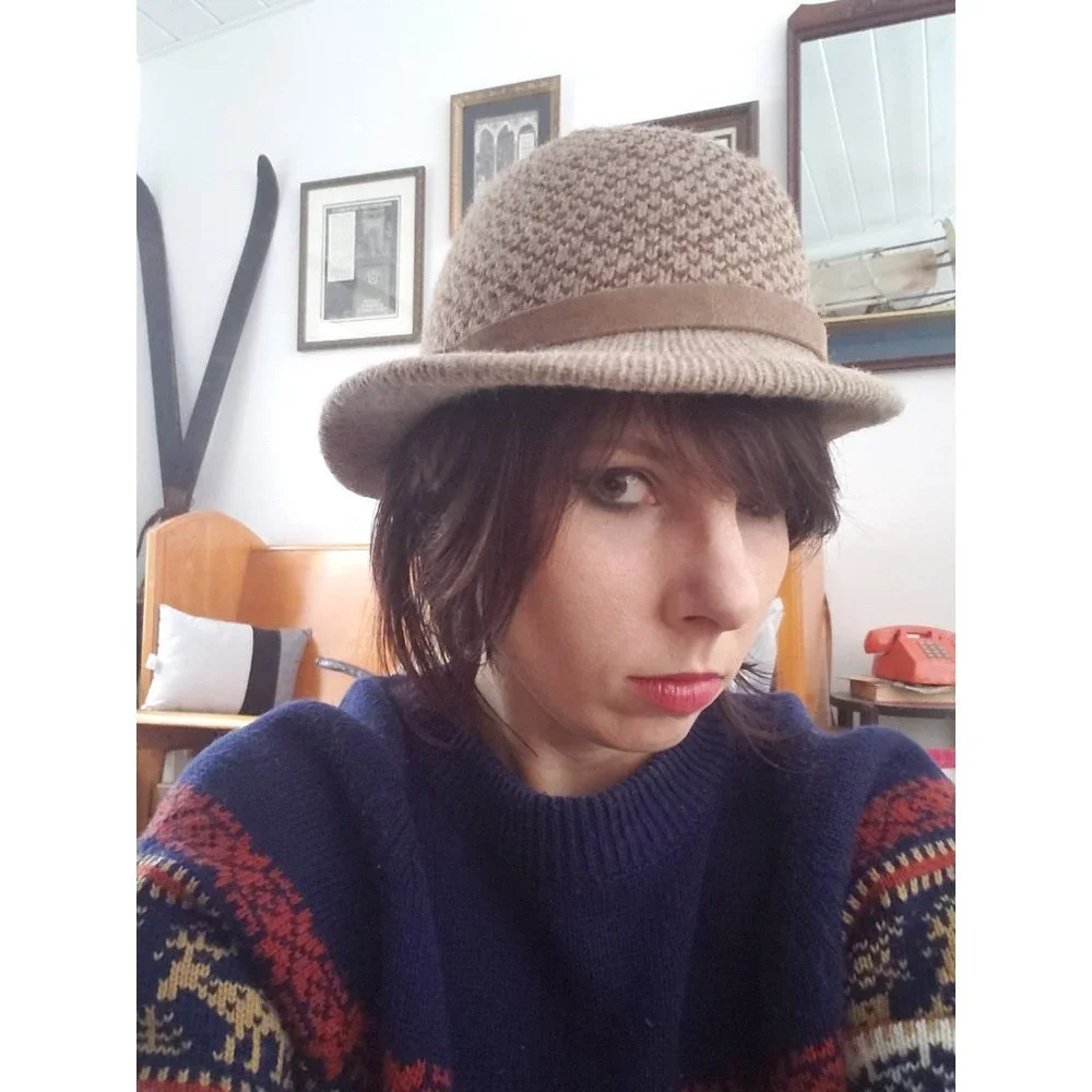 Vintage Pink and Tan Houndstooth Hat with Feather - Picture 7 of 7